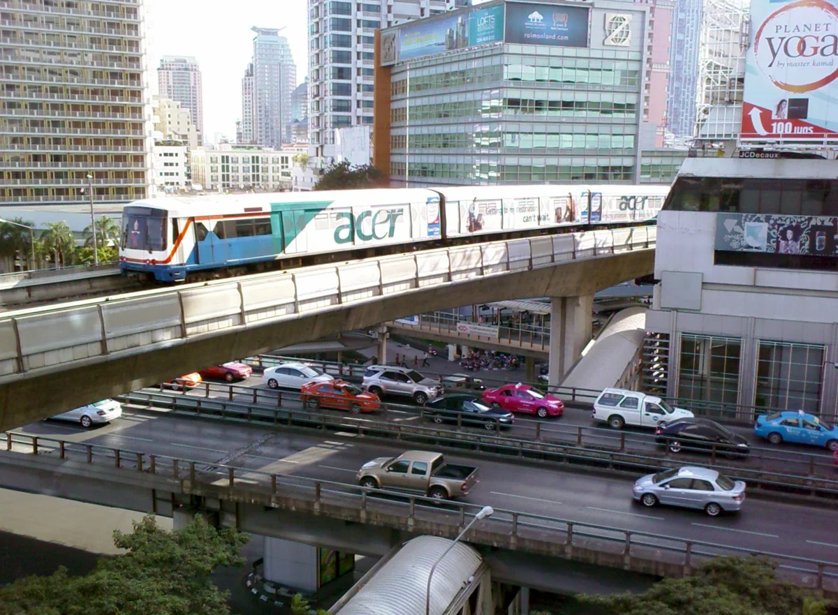 บ้านใกล้รถไฟฟ้า